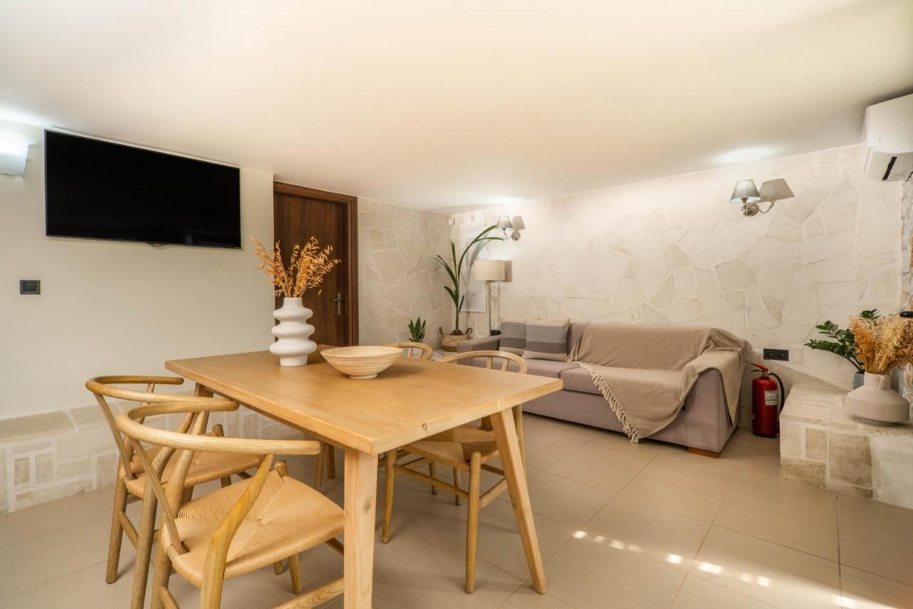 Casa Dei Sogni Apartment Nerokouros ภายนอก รูปภาพ